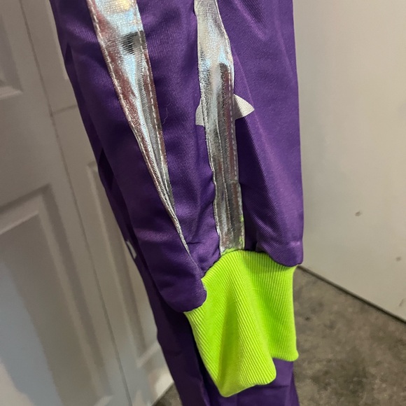 TIPSEY ELVES PURPLE CAPE W STARS HALLOWEEN COSTUME NEW - Picture 5 of 7